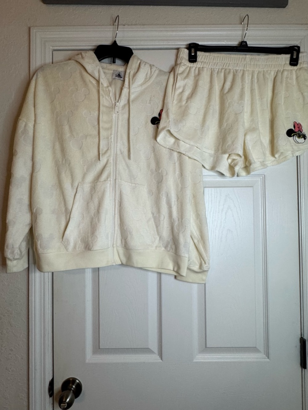 Disney Cream Minnie Mouse Hooded Zip Jacket & Shorts Set
